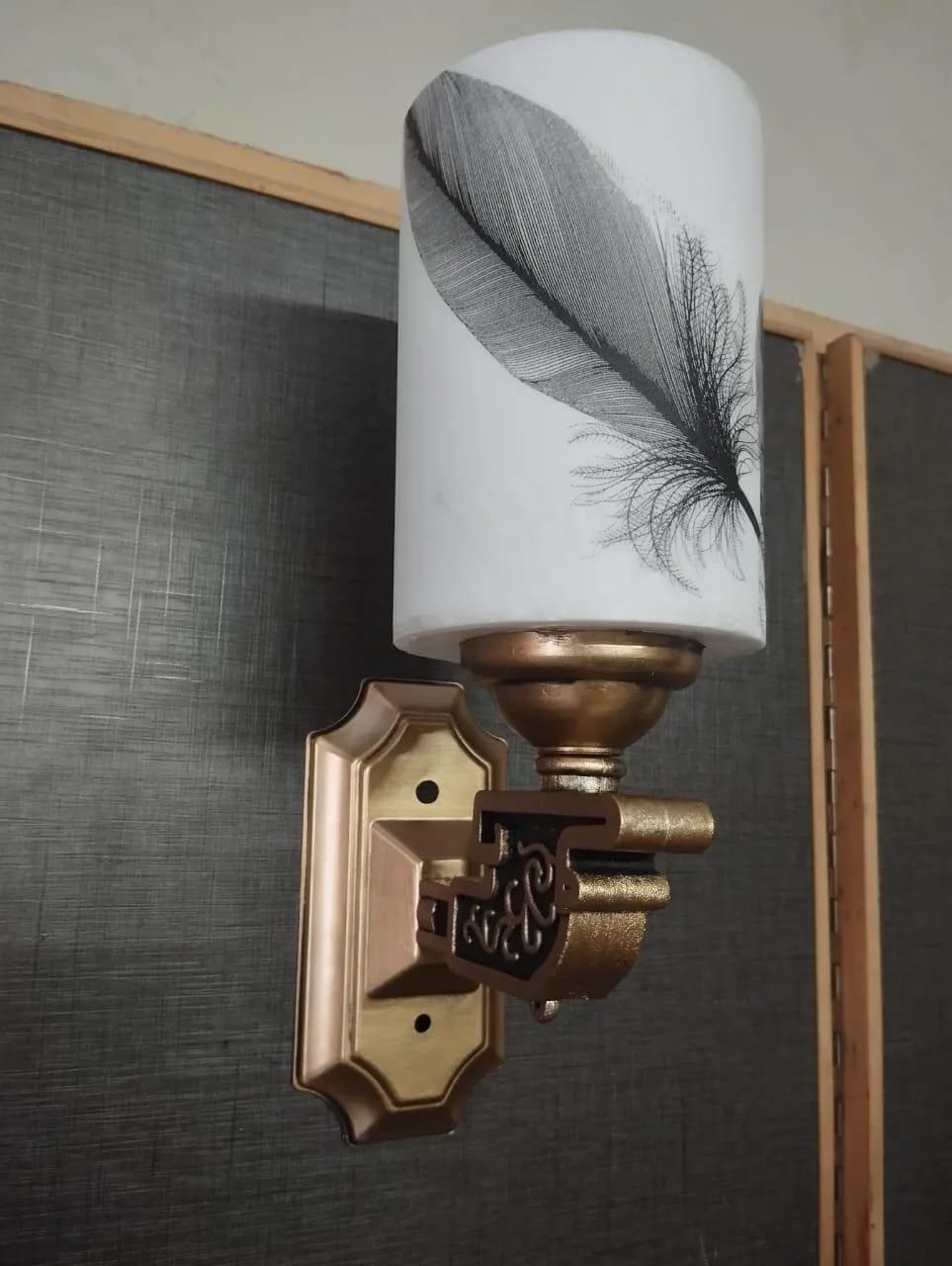 Mounted Wall Lamp